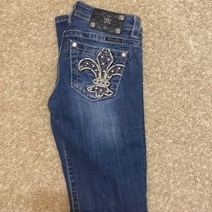 Miss Me, size 24, distressed skinny jeans